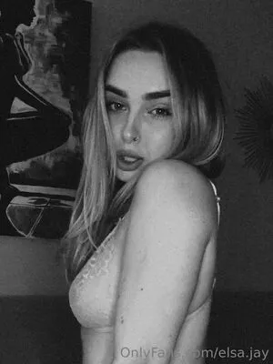 Elsa Jay OnlyFans Leaked Free Thumbnail Picture - #Es2DHcpn2S