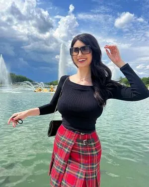 Elsaoesinger OnlyFans Leaked Free Thumbnail Picture - #cEsoXa2qth