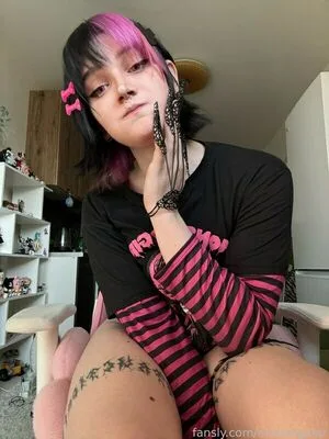 Elsasingular OnlyFans Leaked Free Thumbnail Picture - #Bwk2u5Jkrv
