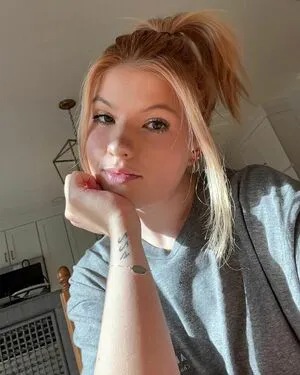 Elsuzannee OnlyFans Leaked Free Thumbnail Picture - #0KH9PoDngZ