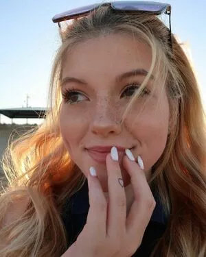 Elsuzannee OnlyFans Leaked Free Thumbnail Picture - #ApRT6M1HG0