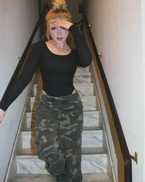 Elsuzannee OnlyFans Leaked Free Thumbnail Picture - #gpdb84eHmo