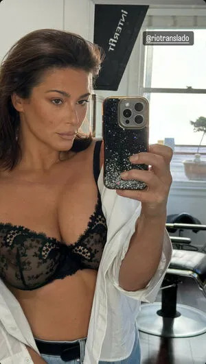 Elysia Rotaru Thumbnail Picture
