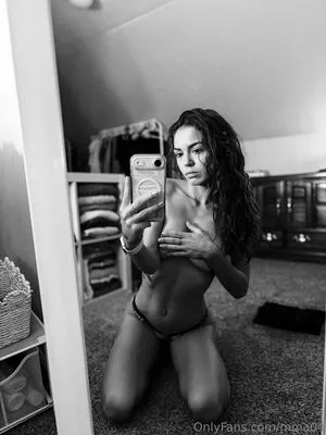 Em Michaelaa OnlyFans Leaked Free Thumbnail Picture - #hI1oMB6Yoh