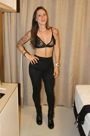Embarquenasmilhas OnlyFans Leaked Free Thumbnail Picture - #cJFhuaE5AI