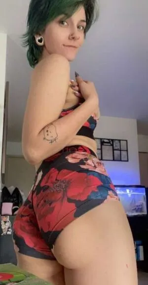 Ember Scourage OnlyFans Leaked Free Thumbnail Picture - #gYpDmnk5mA