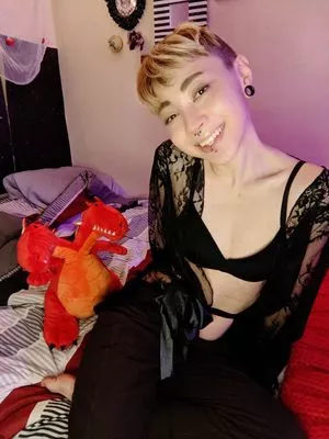 emberetsuko OnlyFans Leaked Free Thumbnail Picture - #YtSETROhr3