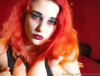 Embergemini OnlyFans Leaked Free Thumbnail Picture - #nnqphcFlXK
