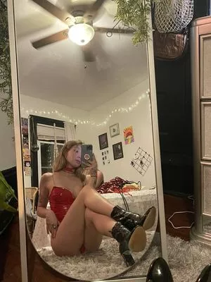 emburmae Profile Thumbnail