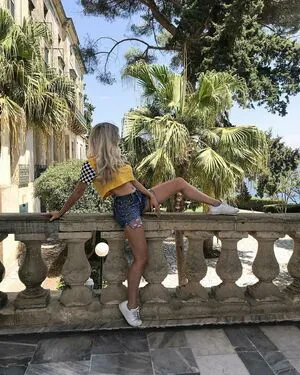 Emerome OnlyFans Leaked Free Thumbnail Picture - #2Mon0AgnAA