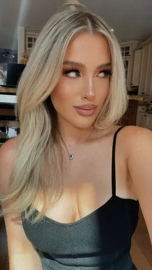 Emerome OnlyFans Leaked Free Thumbnail Picture - #FBkhBIzWSa