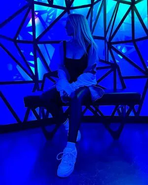 Emerome OnlyFans Leaked Free Thumbnail Picture - #NgmoEdz2oS