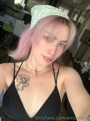 Emiardeli2 OnlyFans Leaked Free Thumbnail Picture - #Jxmpt53Y5M