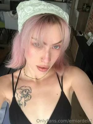 Emiardeli2 OnlyFans Leaked Free Thumbnail Picture - #MlWkkg71la