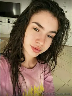 Emilage OnlyFans Leaked Free Thumbnail Picture - #XivYdoRl05