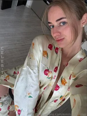 Emilia Sommer OnlyFans Leaked Free Thumbnail Picture - #ZfbJerUO2r
