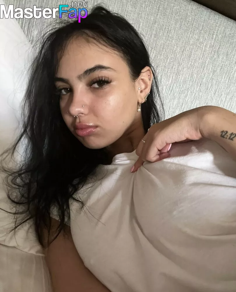 Emilia Nude OnlyFans Leak Picture JAzT7sswEh | MasterFap.net