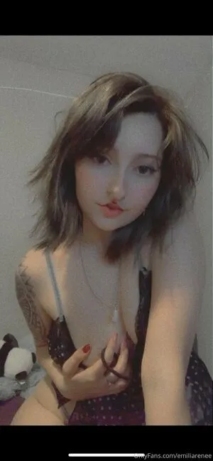 Emiliarenblue OnlyFans Leaked Free Thumbnail Picture - #kHc7whO2Kj