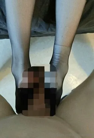 Emilieefree OnlyFans Leaked Free Thumbnail Picture - #drELT5FfUM
