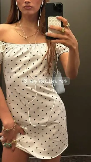 Emiliefree OnlyFans Leaked Free Thumbnail Picture - #SdJ1d5B6U9