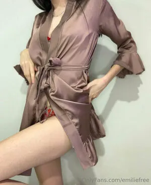 Emiliefree OnlyFans Leaked Free Thumbnail Picture - #dfI0cvfoO5
