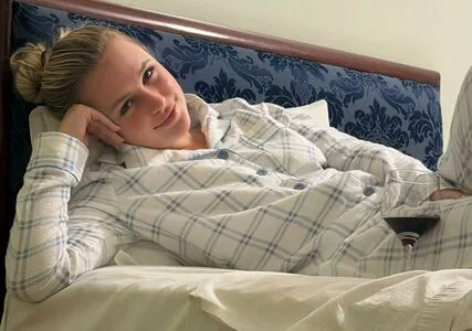 Emilly Schellmann OnlyFans Leaked Free Thumbnail Picture - #10m6cvmXtb