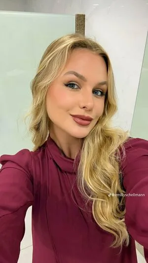 Emilly Schellmann OnlyFans Leaked Free Thumbnail Picture - #2UWsUInW0Z