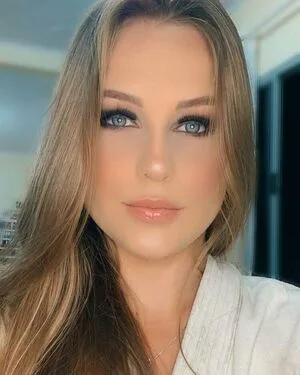 Emilly Schellmann OnlyFans Leaked Free Thumbnail Picture - #595jMLSJF0
