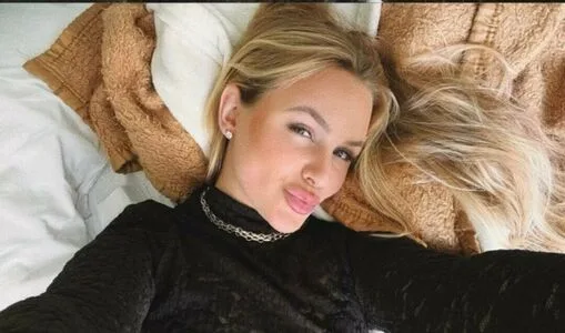 Emilly Schellmann OnlyFans Leaked Free Thumbnail Picture - #PCWoRgYL9Z