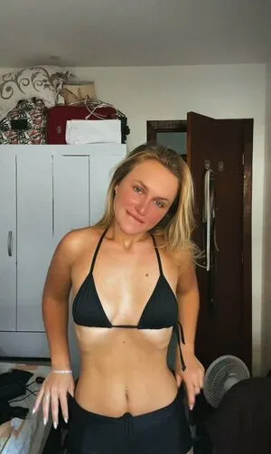 Emilly Schellmann OnlyFans Leaked Free Thumbnail Picture - #QjsfCyJNR3