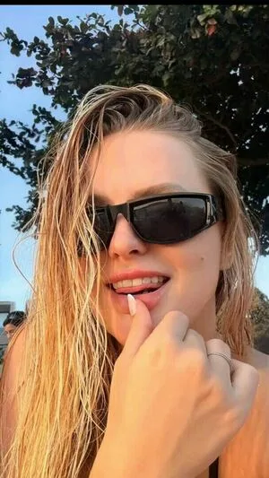 Emilly Schellmann OnlyFans Leaked Free Thumbnail Picture - #U6QhAZVYfk