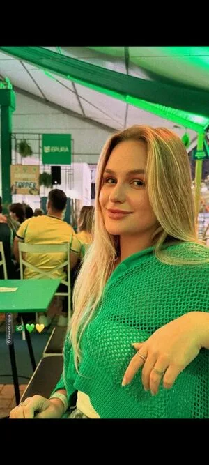 Emilly Schellmann OnlyFans Leaked Free Thumbnail Picture - #ZoBS7pxhrJ