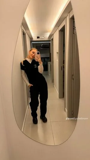 Emilly Schellmann OnlyFans Leaked Free Thumbnail Picture - #adNOzz3t4I