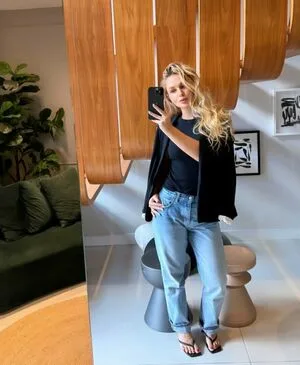 Emilly Schellmann OnlyFans Leaked Free Thumbnail Picture - #dN5g8us92W
