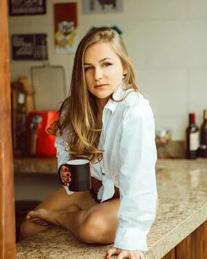 Emilly Schellmann OnlyFans Leaked Free Thumbnail Picture - #q3whdGuxyC