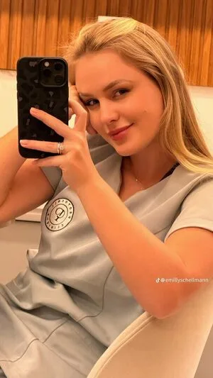 Emilly Schellmann OnlyFans Leaked Free Thumbnail Picture - #t3eu9NMQbb