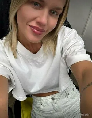 Emily Andersen OnlyFans Leaked Free Thumbnail Picture - #YTZND4f6Me