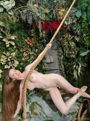 Emily Bloom OnlyFans Leaked Free Thumbnail Picture - #UtSHYAfArd