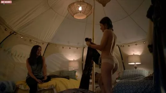 Emily Browning OnlyFans Leaked Free Thumbnail Picture - #Jc5fbpbVDV
