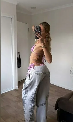 Emily Mcwilliam OnlyFans Leaked Free Thumbnail Picture - #YFPBXmGIFs
