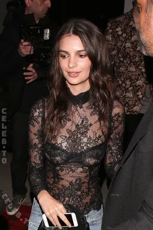 Emily Ratajkowski OnlyFans Leaked Free Thumbnail Picture - #DP0k8pXb1x