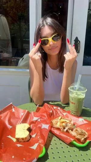 Emily Ratajkowski OnlyFans Leaked Free Thumbnail Picture - #LOckC5bLEQ
