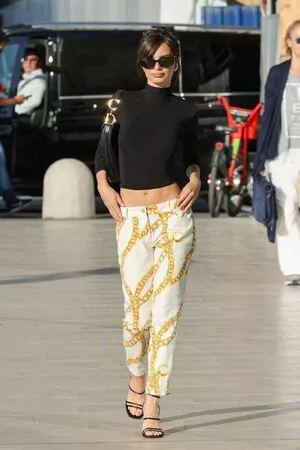 Emily Ratajkowski OnlyFans Leaked Free Thumbnail Picture - #cf6HEd4LCv