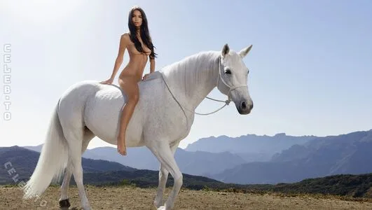 Emily Ratajkowski OnlyFans Leaked Free Thumbnail Picture - #kGIvmR2CWC