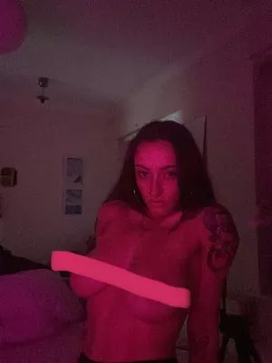 Emilyautumn Thumbnail Picture