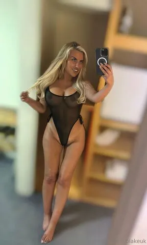 Emilyblakeuk OnlyFans Leaked Free Thumbnail Picture - #B5HbFhRfxP