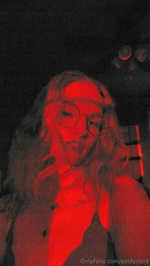 Emilycici3 Thumbnail Picture