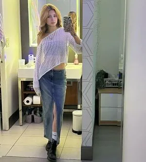 Emilykr0pp OnlyFans Leaked Free Thumbnail Picture - #NmYsinUu2Z