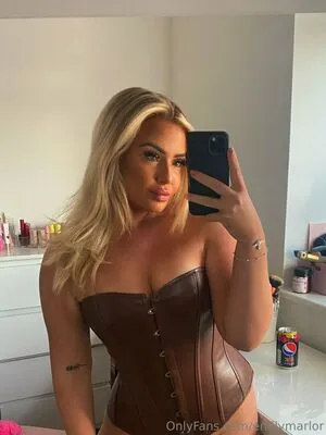 Emilymrlor OnlyFans Leaked Free Thumbnail Picture - #m9VVM7ecQL