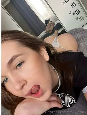 Emilysw01 OnlyFans Leaked Free Thumbnail Picture - #FCP9UcLPao